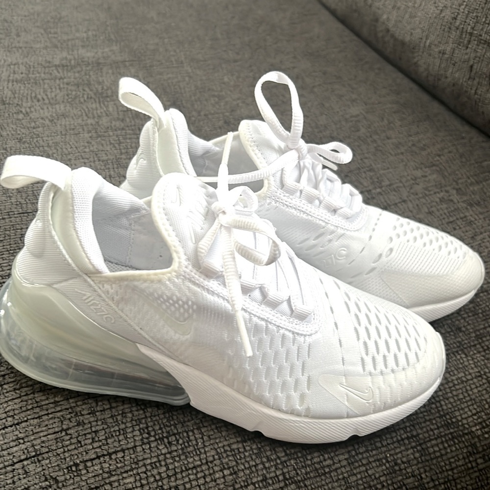 Nike Air Max 270 Like new. Worn for less than 2 hours during a holiday at home